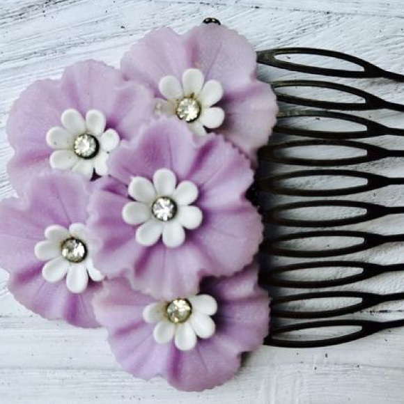 Vintage Purple Spring Floral Collage Hair Comb - Picture 7 of 8